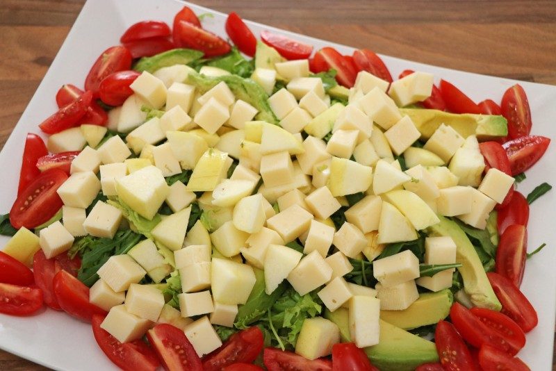 salad+salaneuvos+apple